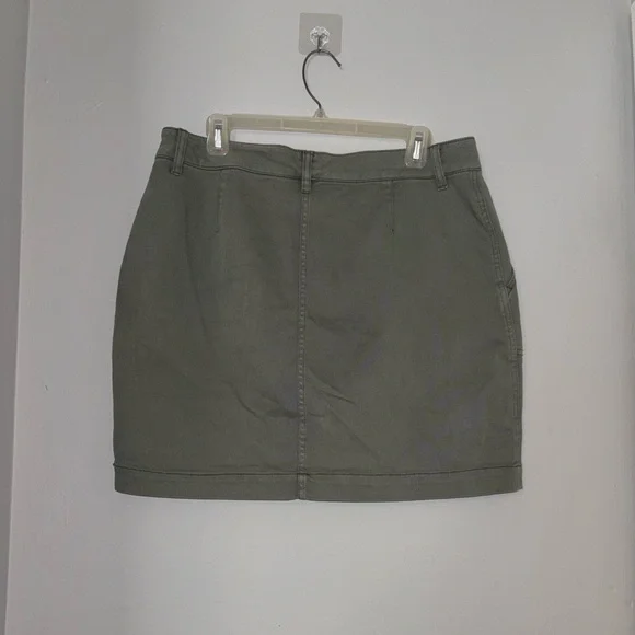 Classic Faherty Utility Jean Mini Skirt Sage Green Women's - Picture 3 of 3